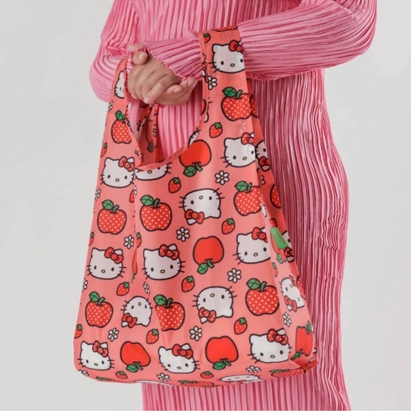 BAGGU X Hello Kitty Standard Reusable Bag - Picture 2 of 5